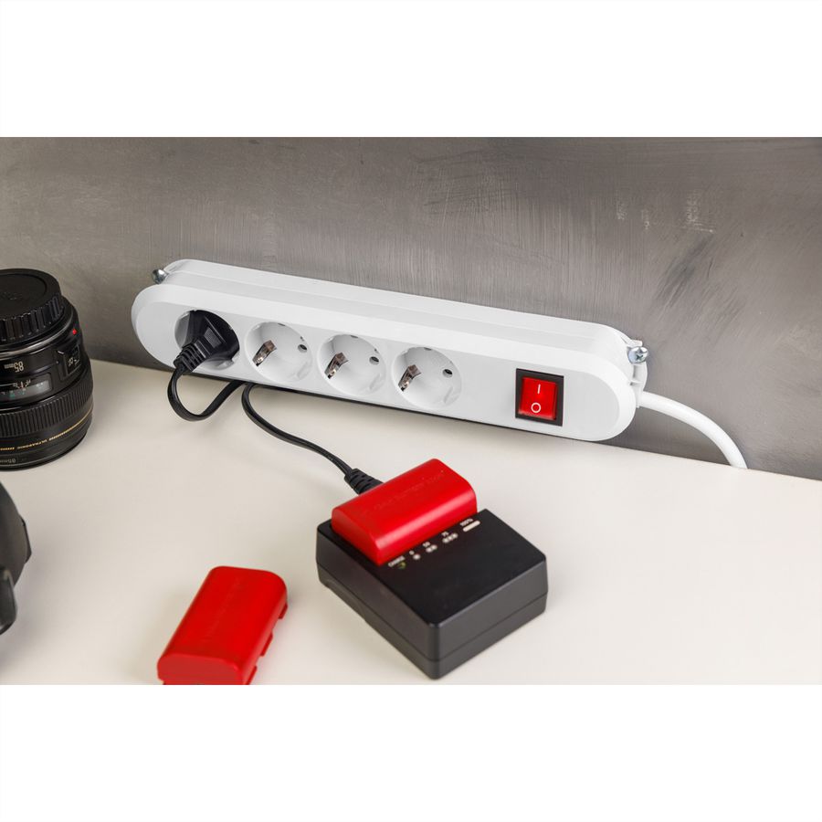 BACHMANN SMART Steckdosenleiste 4x Schutzkontakt, Schalter, weiß, 1,5 m