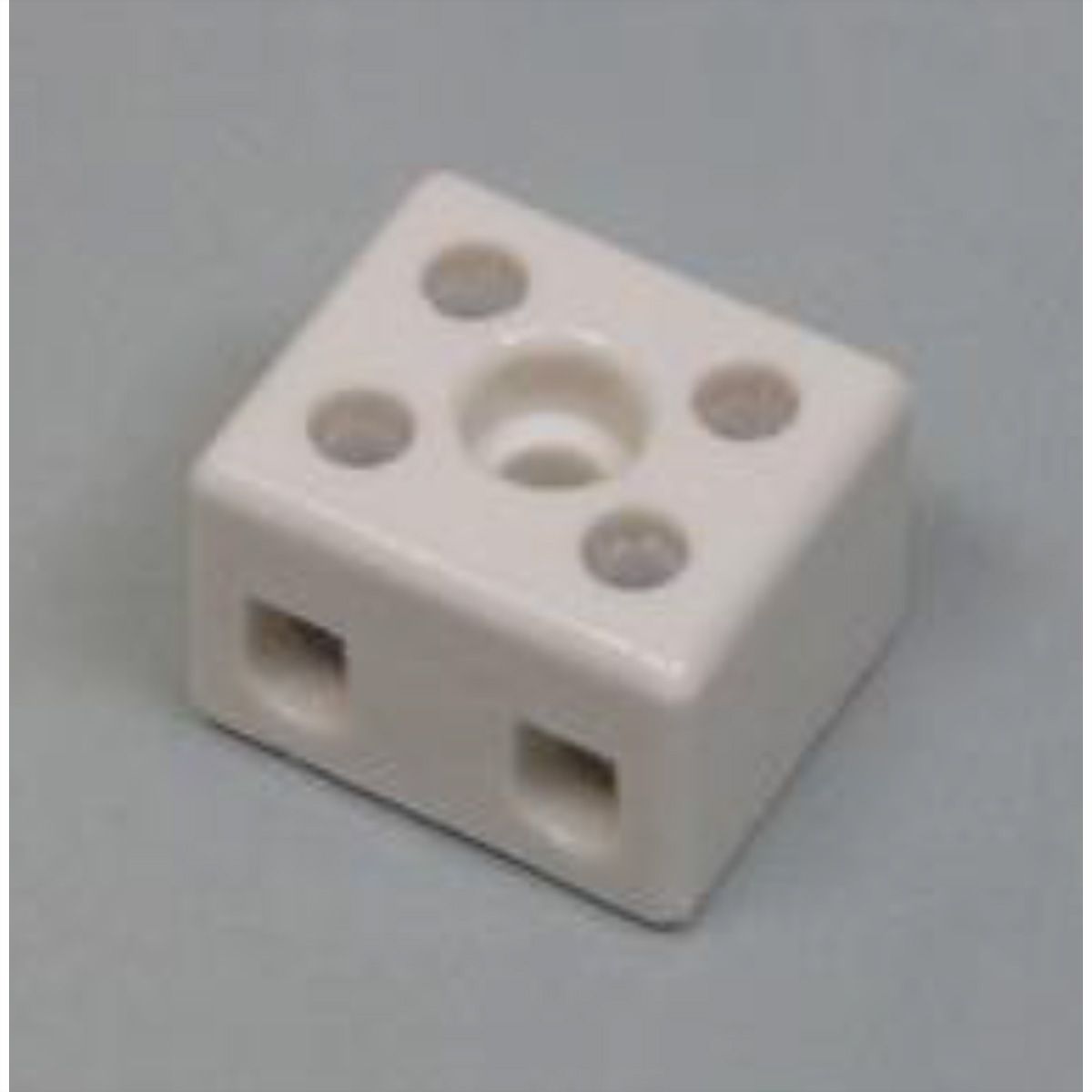 BACHMANN Keramik-Buchsenklemme 4mm² 2-polig