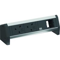 BACHMANN DESK 2xUK 3,15A 1xCM GST18, United Kingdom