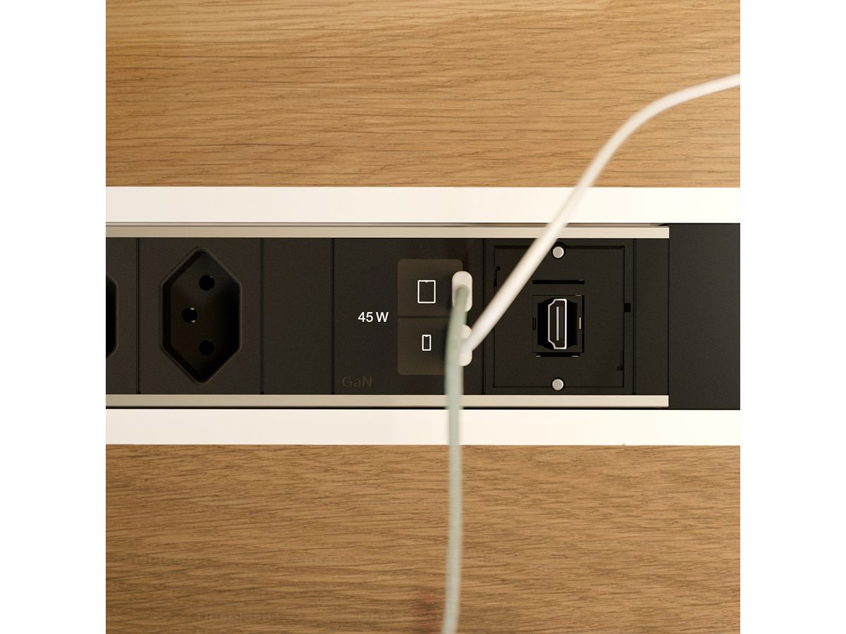 BACHMANN POWER FRAME M 2xCH 0°, 1xUSB C/C 45W 1xCM L=0,2m