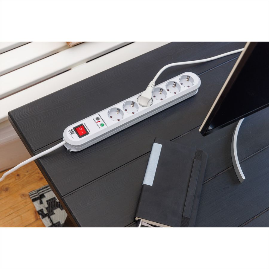 BACHMANN SMART Steckdosenleiste 6x Schutzkontakt, Schalter, Überspannungsschutz, weiß, 1,5 m
