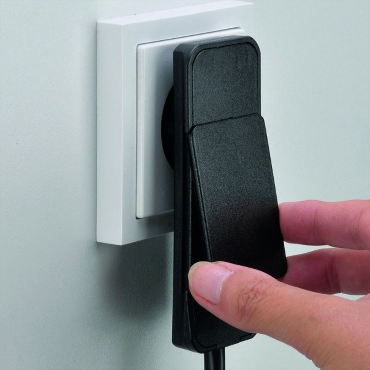 BACHMANN SmartPlug Flachstecker, mit 3x Schutzkontakt Steckdosenleiste, weiß, 1,6 m