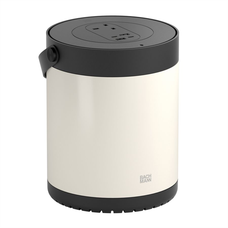 BACHMANN MOV:E POWER UNIT 1xUK 2x Charger USB-A/C, 220W, schwarz / weiß
