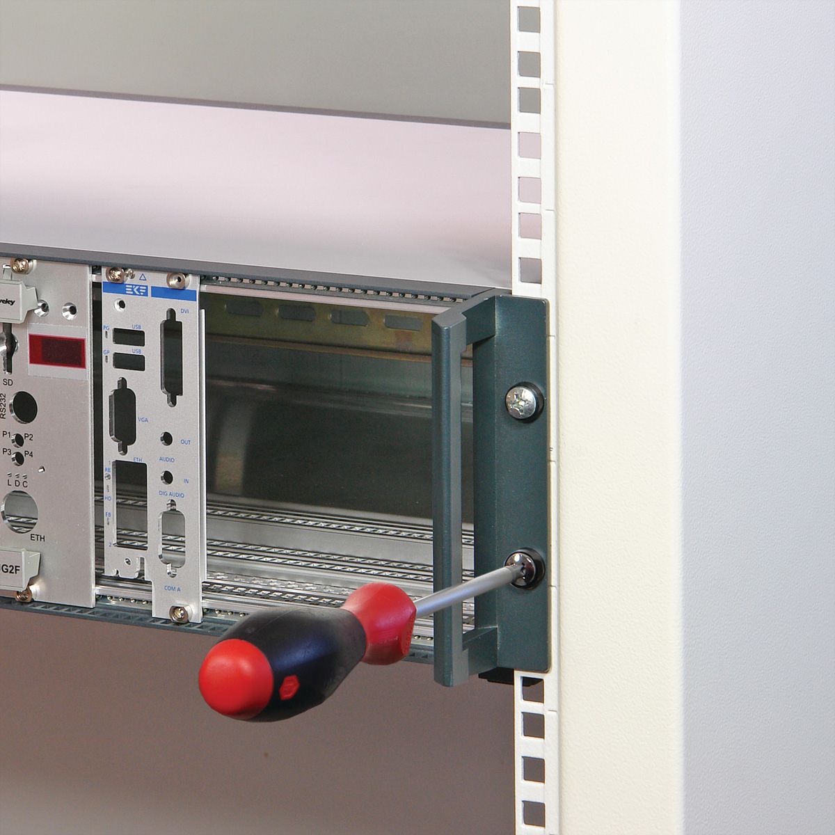 SCHROFF RATI.PRO WI GR 6HE 84TE 495T