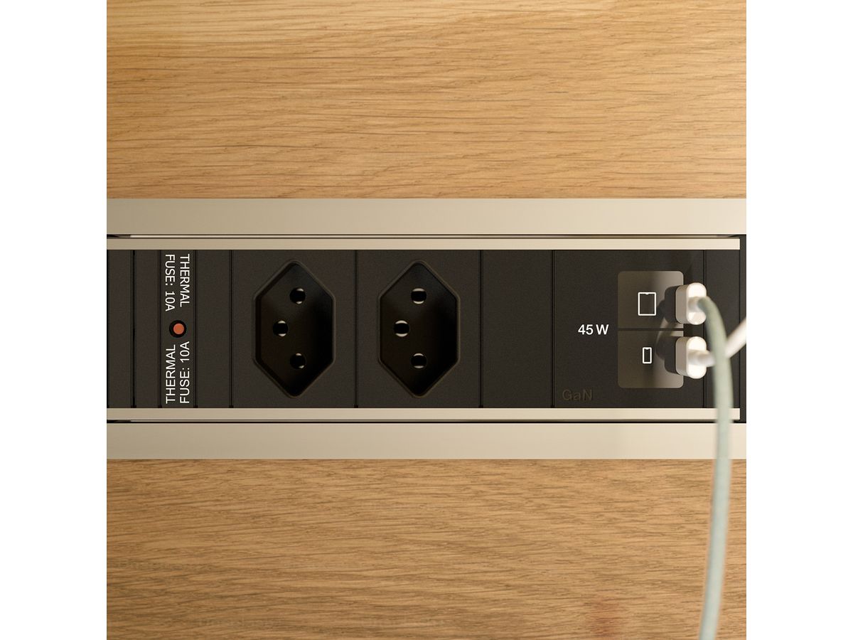 BACHMANN POWER FRAME S 2xCH 0°, 1xUSB C/C 45W L=0,2m