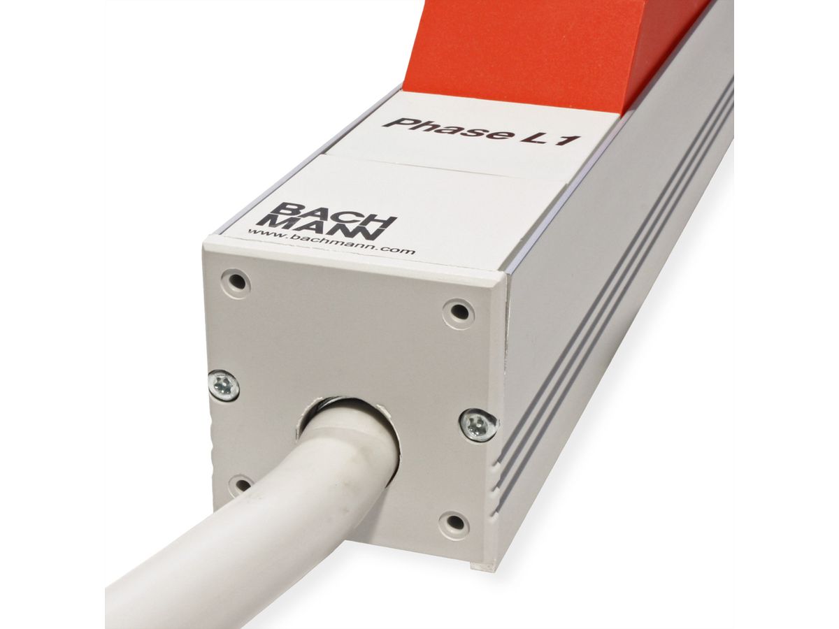 BACHMANN IT PDU ALU 1HE 36x C13 6x Leitungsschutzschalter CEE 3x32A rot