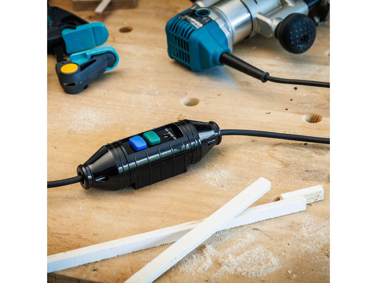 BACHMANN Personenschutzschalter PRCD INLINE