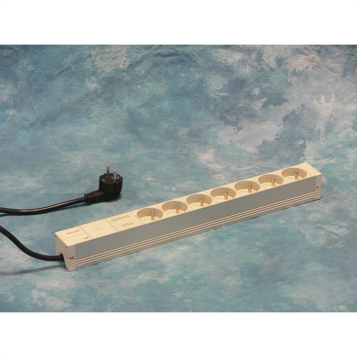 SCHROFF UTE-Steckdosenleiste - STDL.UTE 7DO.NETZFILT.438.5L