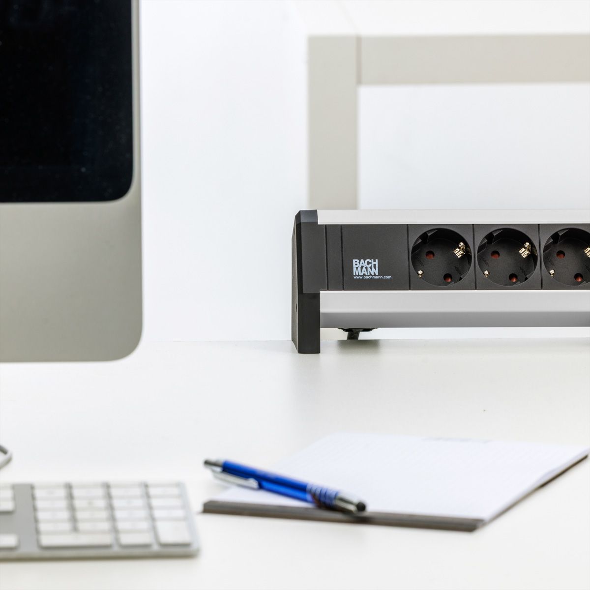BACHMANN Desk Steckdosenleiste 3x Schutzkontakt