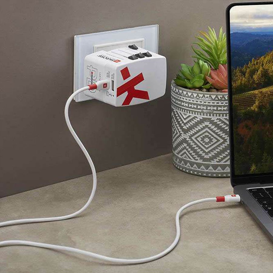Skross World USB Charger A/C 45PD mit USB-C Kabel, Weltweit
