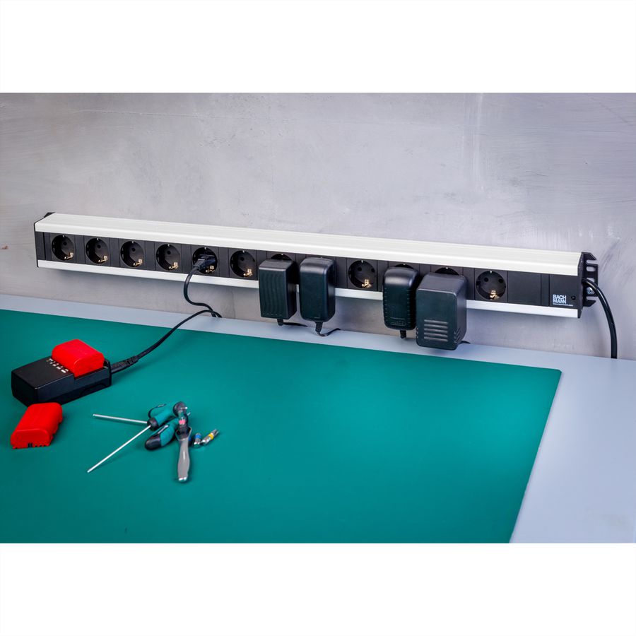 BACHMANN Handwerkerleiste 12x Schutzkontakt, 2 m